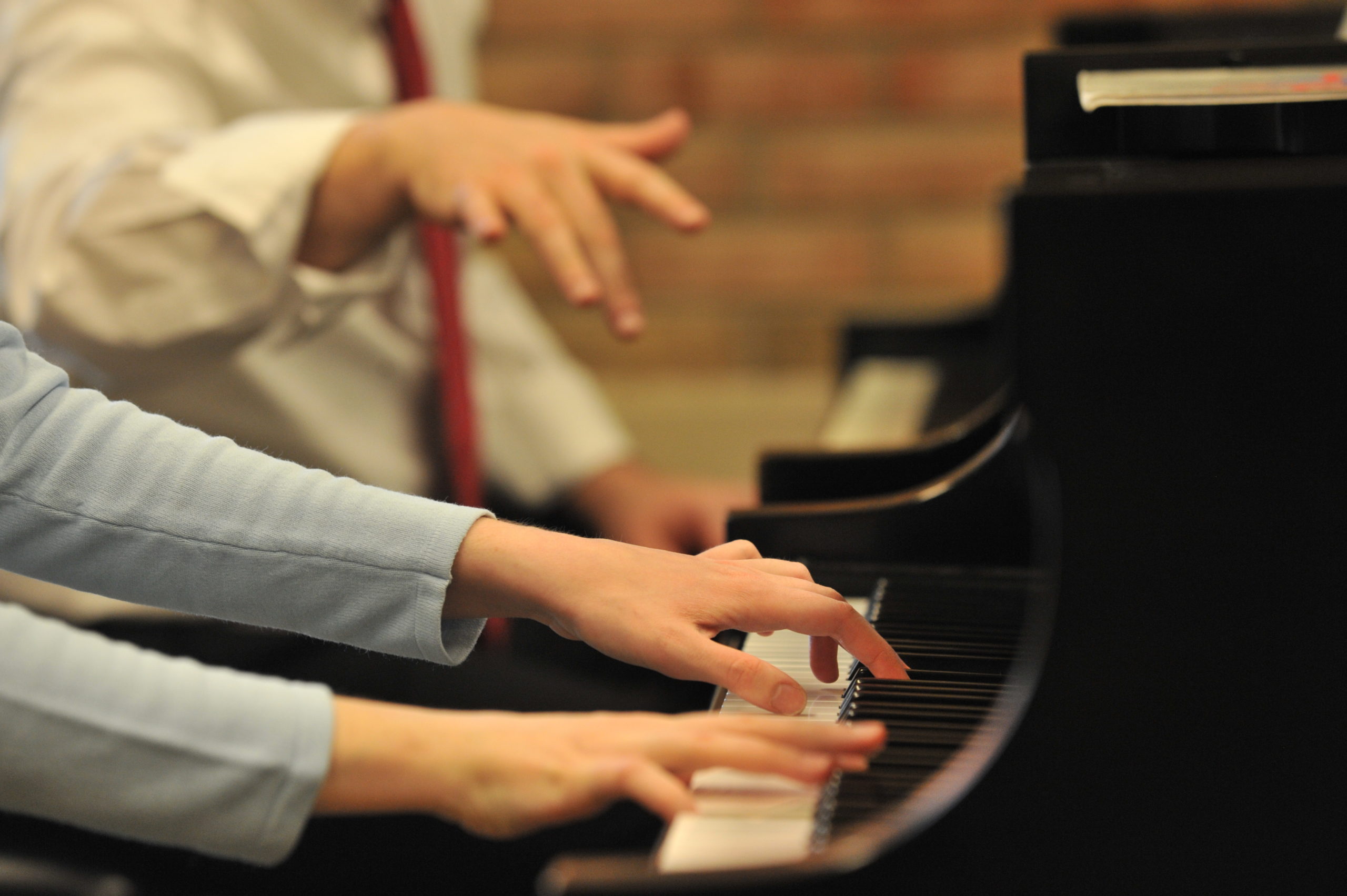 SMTD to offer non credit group piano lessons for adult beginners