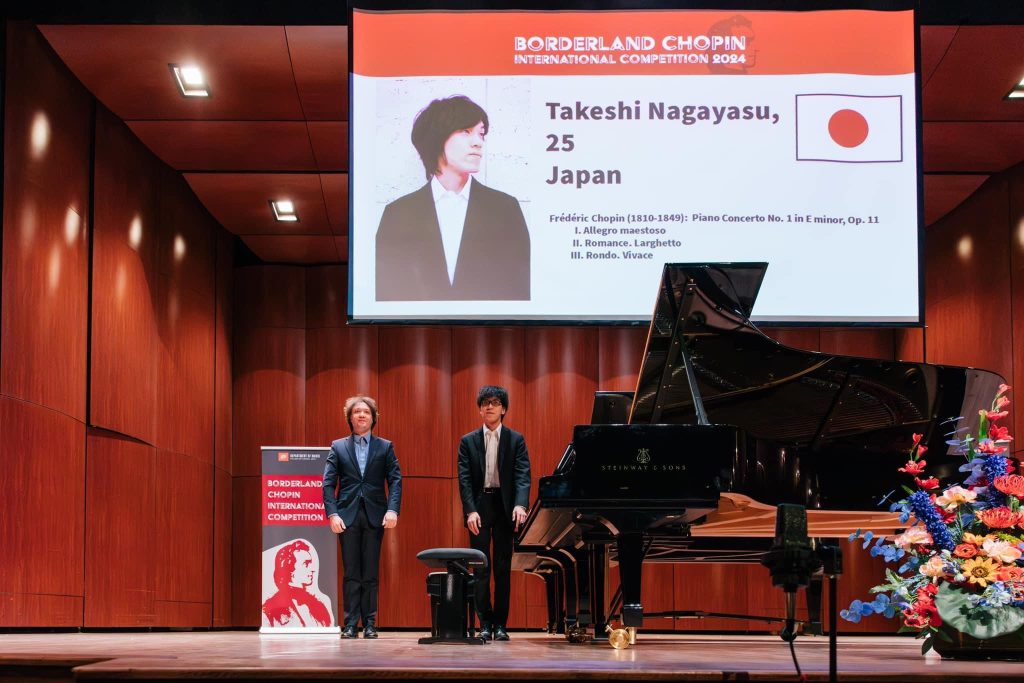 Takeshi Nagayasu on stage at the Borderland Chopin International Competition