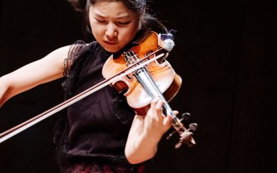 Violinist Youjin Lee: Violin Concerti by Finnish Composers Lindberg and Sibelius